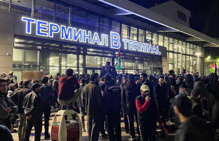 Авиакомпании массово отменяют рейсы в Махачкалу