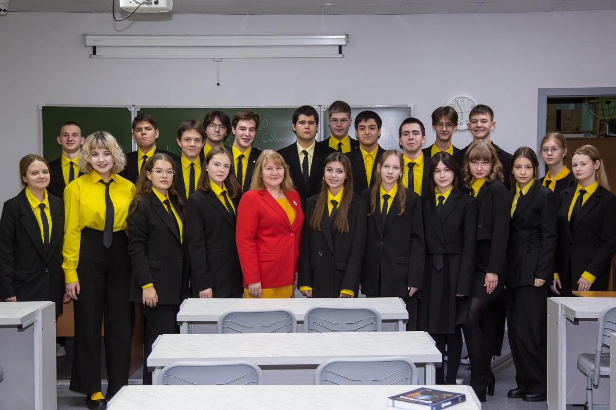 Нефтяники Югры поблагодарили педагогов за воспитание новых лидеров энергетической отрасли