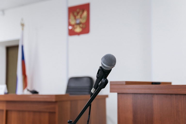 Житель Сургута пригрозил судье расправой после лишения водительских прав
