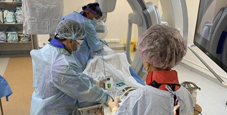 Сургутянка едва не лишилась ноги из-за царапины