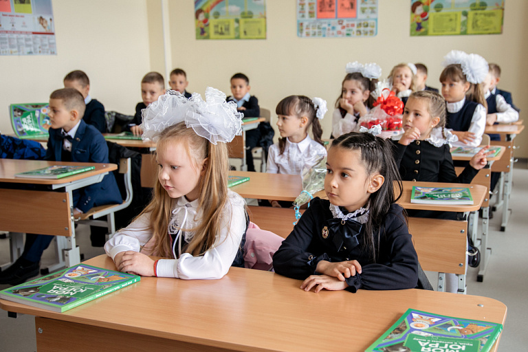 Власти ХМАО подготовили школы к началу нового учебного года