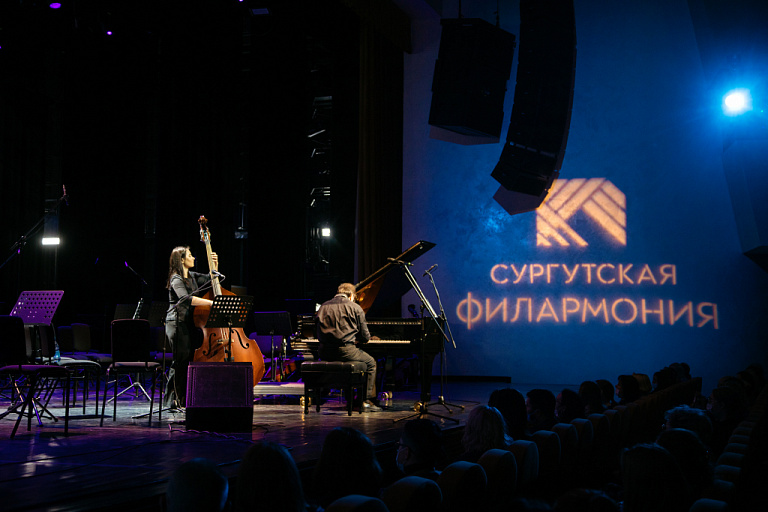 Новая аудитория: как Сургутская филармония увлекла искусством молодежь