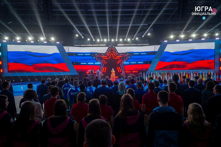 Символ единства: Югра приняла первый зимний Кубок защитников Отечества в России
