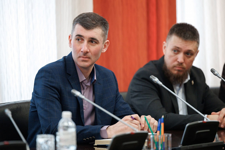 Ветеран СВО получил работу в аппарате детского омбудсмена Югры
