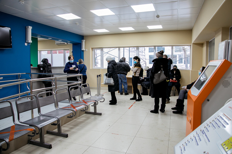 Сургут продолжает лидировать по суточному приросту заболевших ковидом