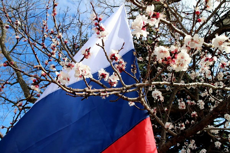 День России будут отмечать во всех поселениях Сургутского района // ПРОГРАММА