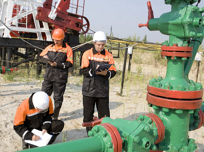 Лукойл оспаривает лицензию Сургутнефтегаза на эксплуатацию Нятлонгского месторождения