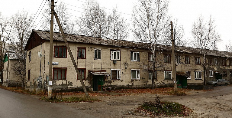 Правительство Югры предложило жителям аварийных домов в микрорайоне строителей альтернативный вариант расселения