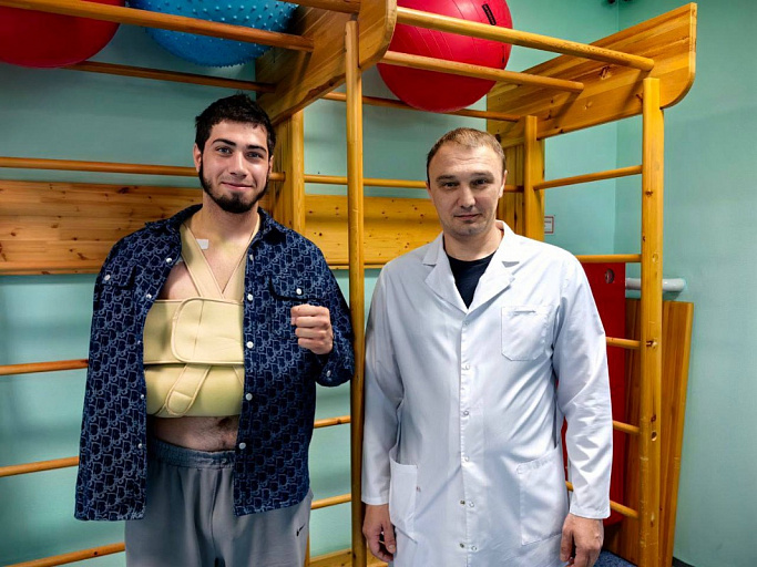 Травматологи Сургута спасли самбиста от завершения карьеры