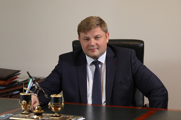 Глава Югорска Андрей Бородкин покидает свой пост 