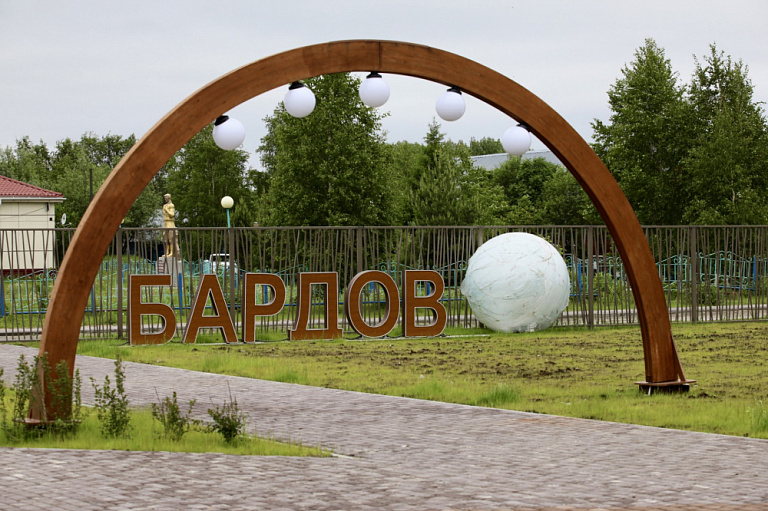 В Сургутском районе готовится к открытию бардовская площадь