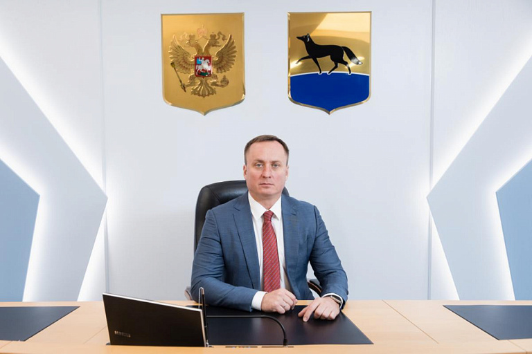 Максим Слепов поздравил сургутян с Днем народного единства
