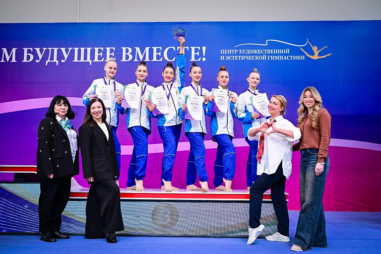 Югорские гимнастки успешно заявили о себе на чемпионате УрФО