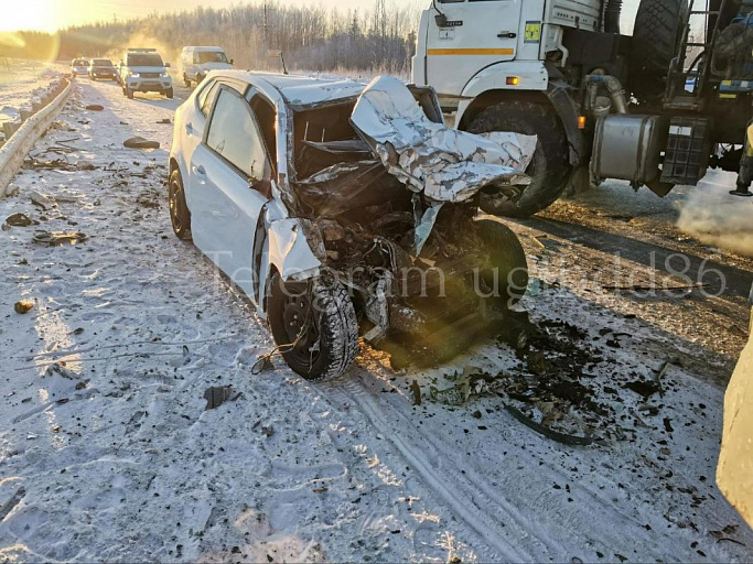Четыре человека погибли в ДТП на трассе в ХМАО 