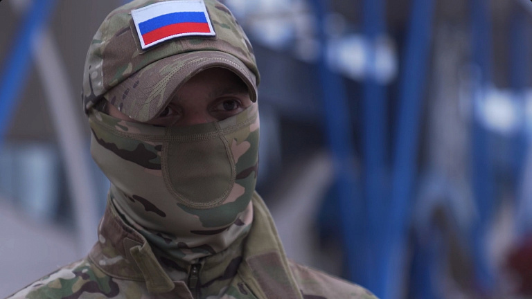 В Сургут год спустя в отпуск приехал боец СВО