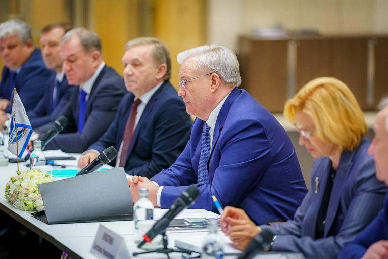 Сургутский гигант в соцобъекты Югры более 22 млрд рублей 
