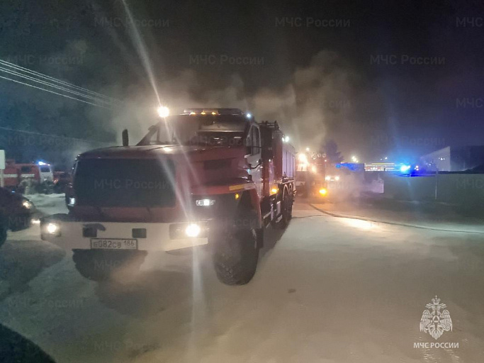 Во время пожара на Аэрофлотской в Сургуте пострадала женщина 