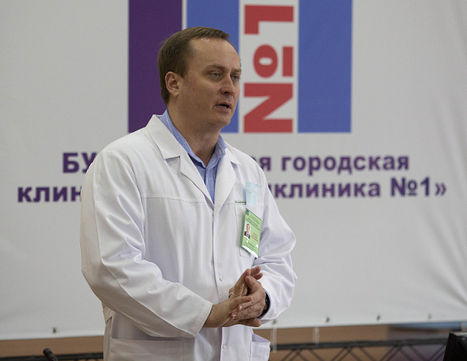 Сургутский врач Максим Слепов объяснил, почему лечить ОРВИ надо