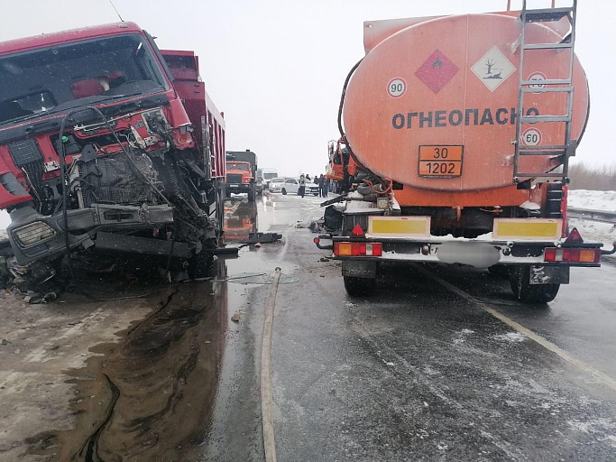 На трассе в Сургутском районе произошла крупная авария