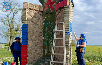 Врачевать раны памяти. Как волонтеры Югры восстанавливают мемориалы в Донбассе