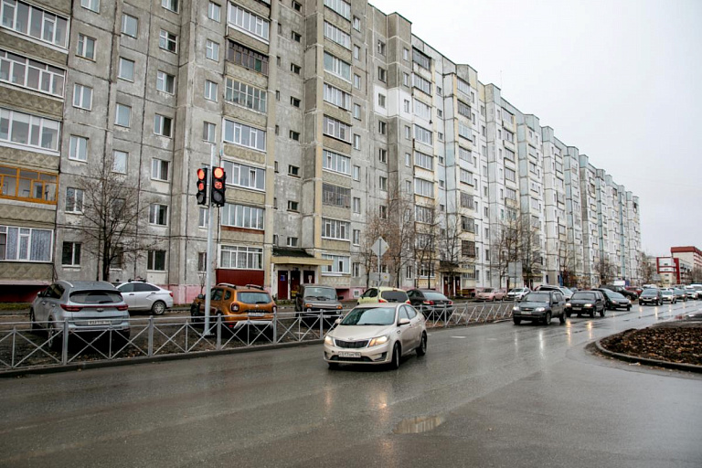 Новый светофор на Пролетарском проспекте в Сургуте вызвал бурю эмоций