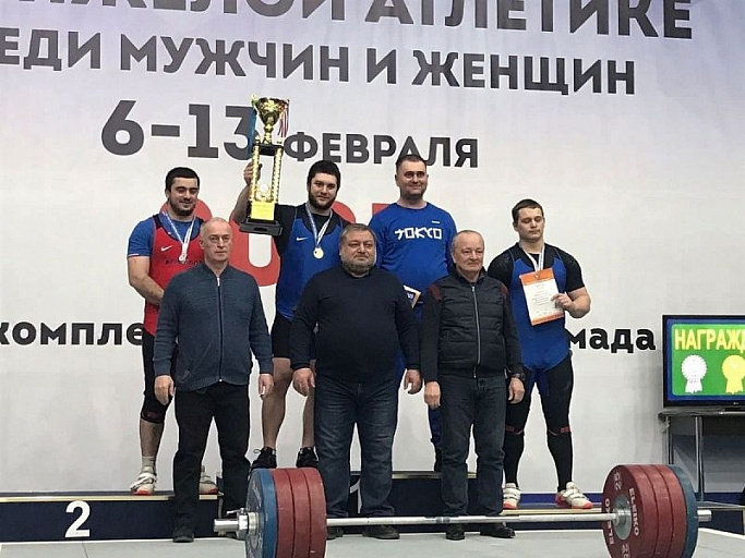 Тяжелоатлет из Сургутского района выиграл кубок России