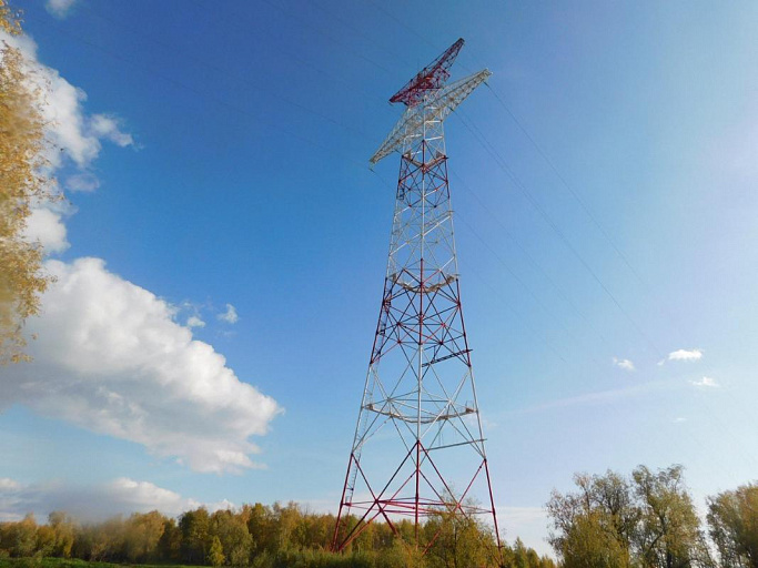 Энергетики повысили надежность электроснабжения семи труднодоступных населенных пунктов в Югре