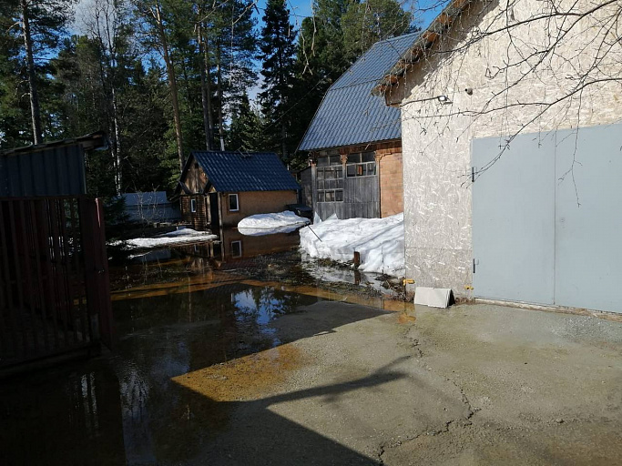 Уровень воды в реке Черная в Сургуте снизился на 24 см