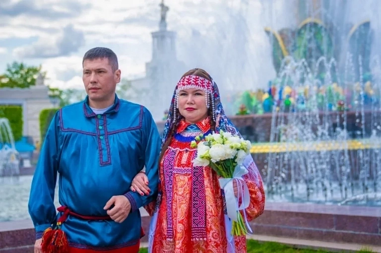 Югорчане сыграли свадьбу на Международной выставке «Россия»