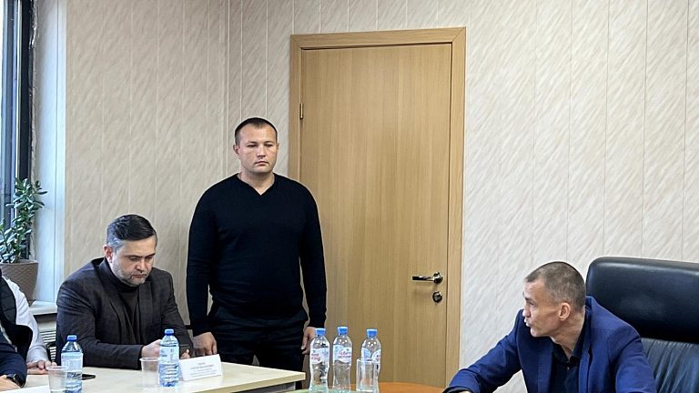Управление спорта Сургутского района возглавил Евгений Подзолков 