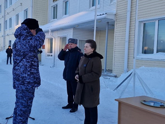 Наталья Комарова посетила базу ОМОНа в Сургуте 
