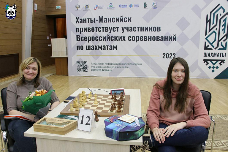 В Югре проходят всероссийские соревнования по шахматам «БЛИЦ Гран-При России»