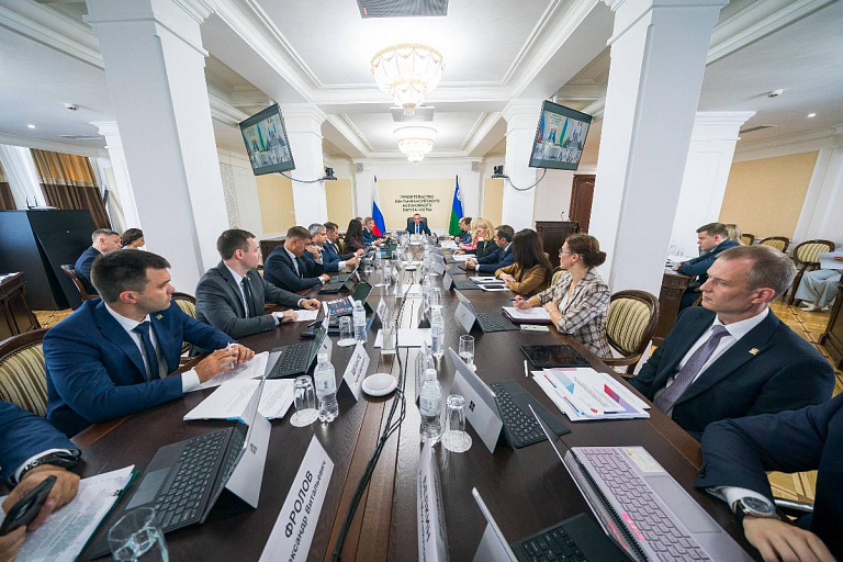 Власти ХМАО направят еще 3,7 млрд рублей на поддержку ветеранов СВО