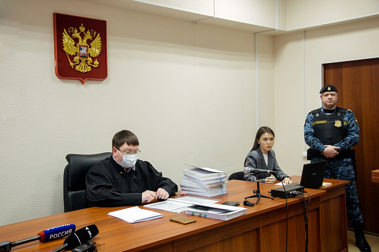 Суд Сургута вынес оправдательный приговор по делу о самоубийстве медсестры 