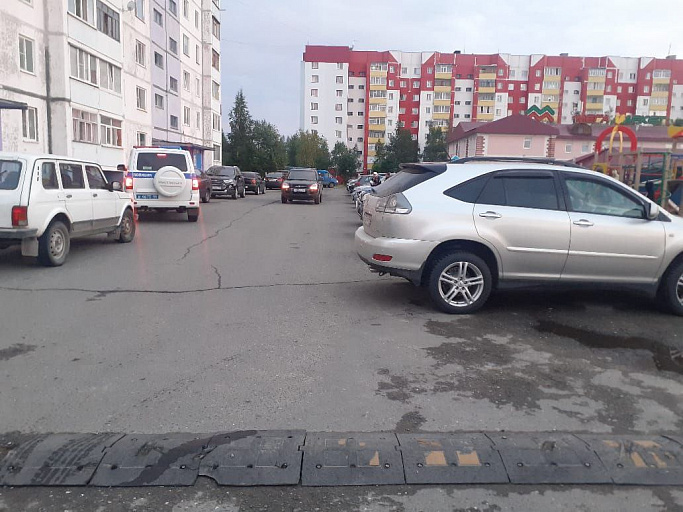 В Нижневартовском районе автоледи сбила несовершеннолетнего велосипедиста 
