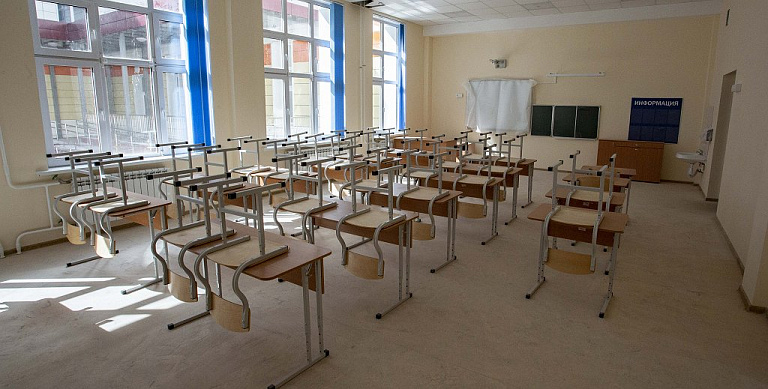 В 33-м микрорайоне Сургута достраивают школу