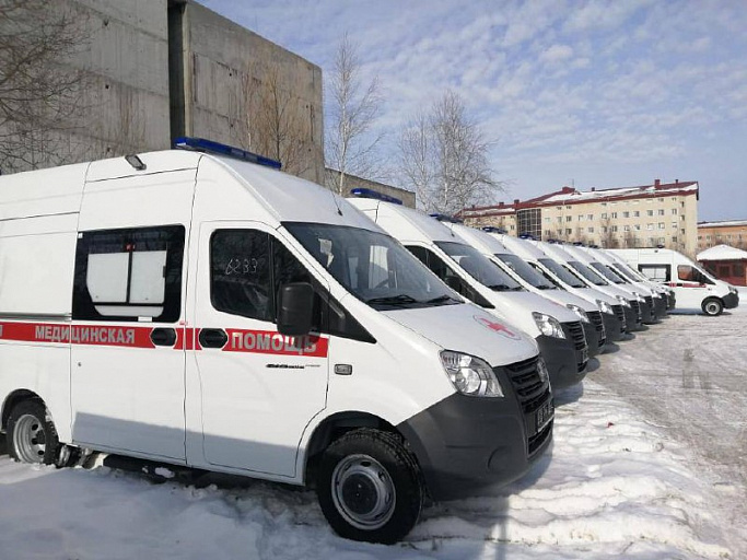В Югру доставили девять современных автомобилей скорой помощи