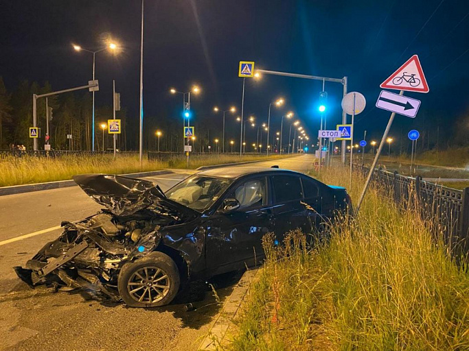 Во время уличных гонок в Сургуте в ДТП пострадали пять человек 
