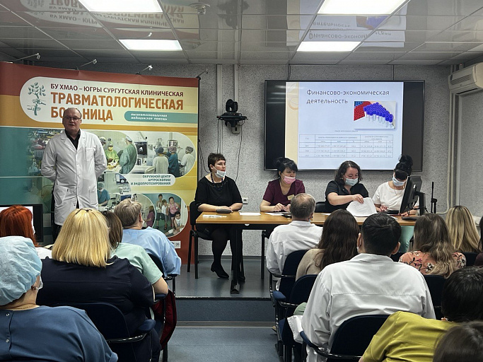 Главврачом сургутской травмбольницы может вновь стать Дмитрий Гарайс