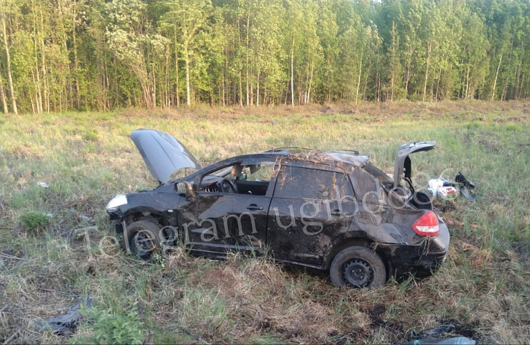В Югре 15-летний подросток на Nissan устроил ДТП