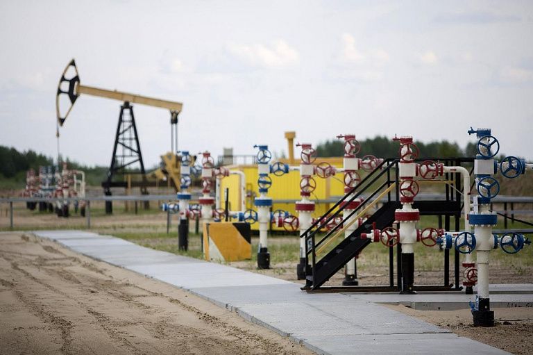 В Югре трудную нефть начали добывать с помощью электромагнитов