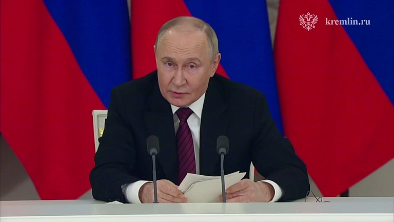 Владимир Путин призвал к возобновлению прямых переговоров с Украиной