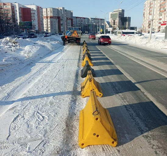 В Сургуте перекрыли полосу на проспекте Ленина из-за аварийного участка