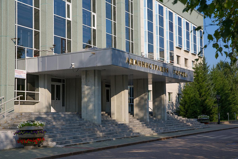 Уже 17 претендентов на пост главы Сургута подали документы в конкурсную комиссию
