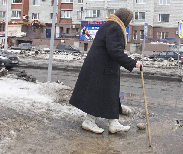 Компании в Югре неохотно берут на работу пенсионеров